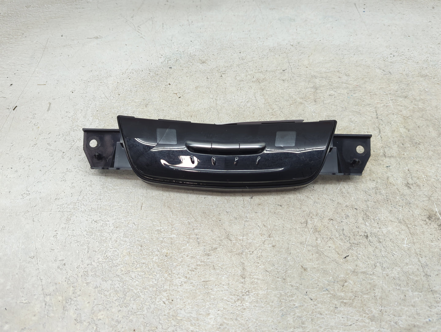 2017-2020 Cadillac Xt5 Climate Control Module Temperature AC/Heater Replacement P/N:84295779 Fits Fits 2017 2018 2019 2020 O