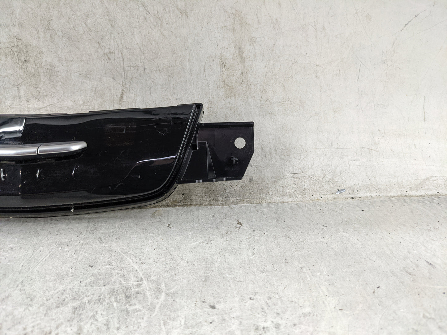 2017-2020 Cadillac Xt5 Climate Control Module Temperature AC/Heater Replacement P/N:84295779 7370200000000X Fits OEM Used Au