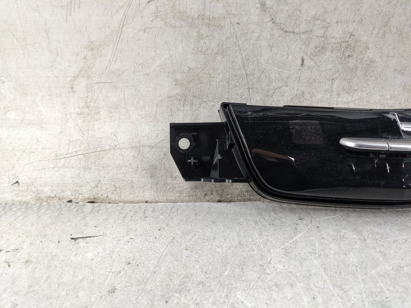 2017-2020 Cadillac Xt5 Climate Control Module Temperature AC/Heater Replacement P/N:84295779 7370200000000X Fits OEM Used Au