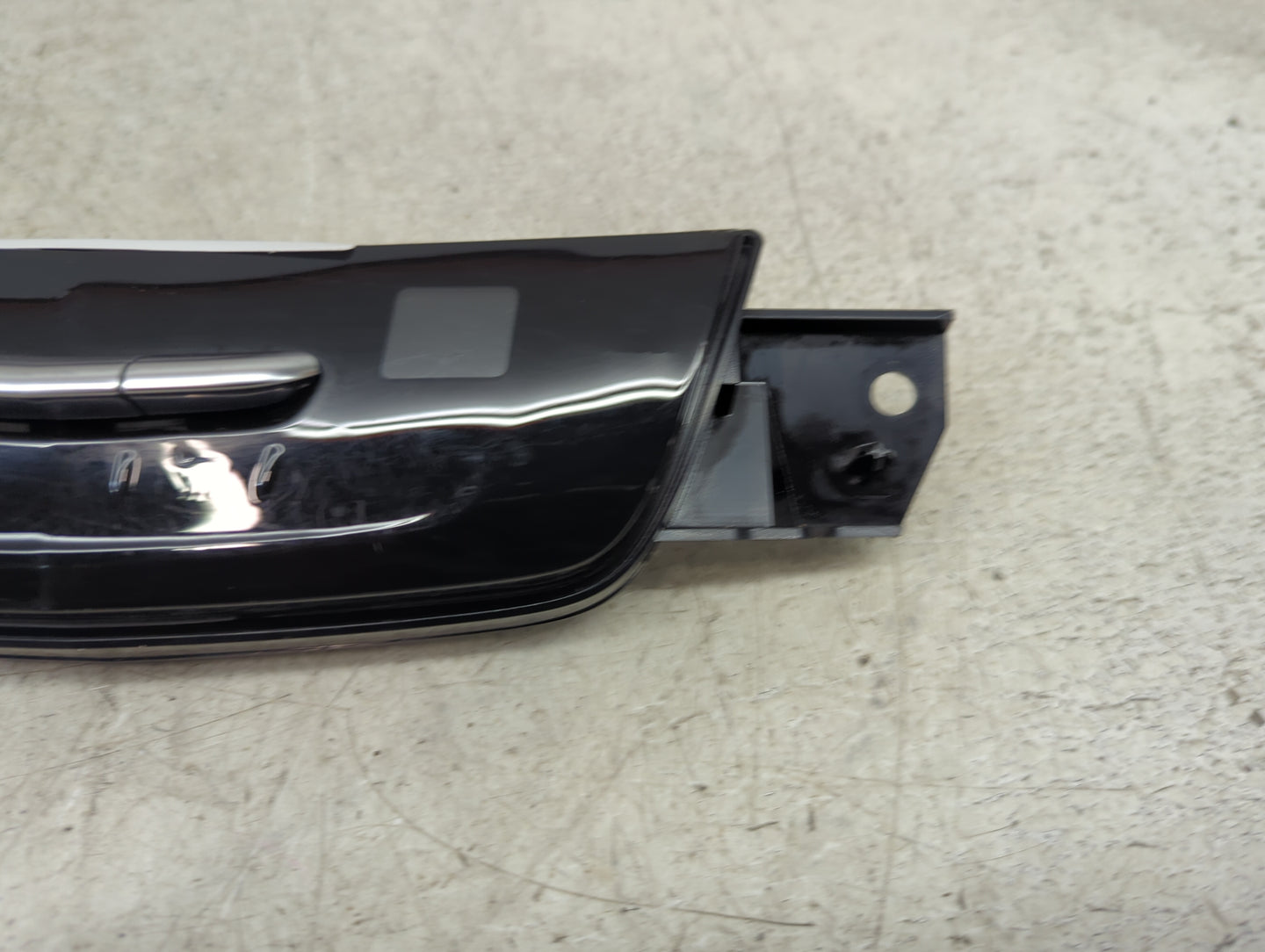 2017-2020 Cadillac Xt5 Climate Control Module Temperature AC/Heater Replacement P/N:84295779 QG00409A Fits OEM Used Auto Par