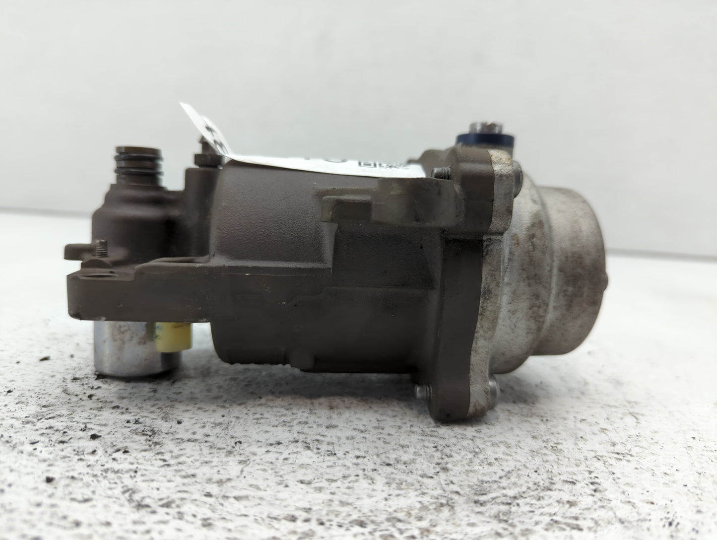 2020 Cadillac Xt5 AUTO TRANSMISSION SHIFTER MOTOR ACCUMULATOR - Oemusedautoparts1.com