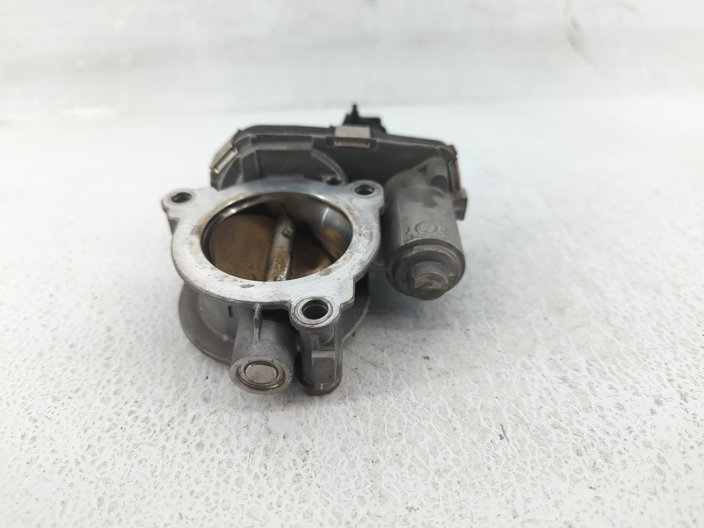 2020 Cadillac Xt5 Throttle Body P/N:35509176 Fits Fits 2019 2021 2022 OEM Used Auto Parts - Oemusedautoparts1.com