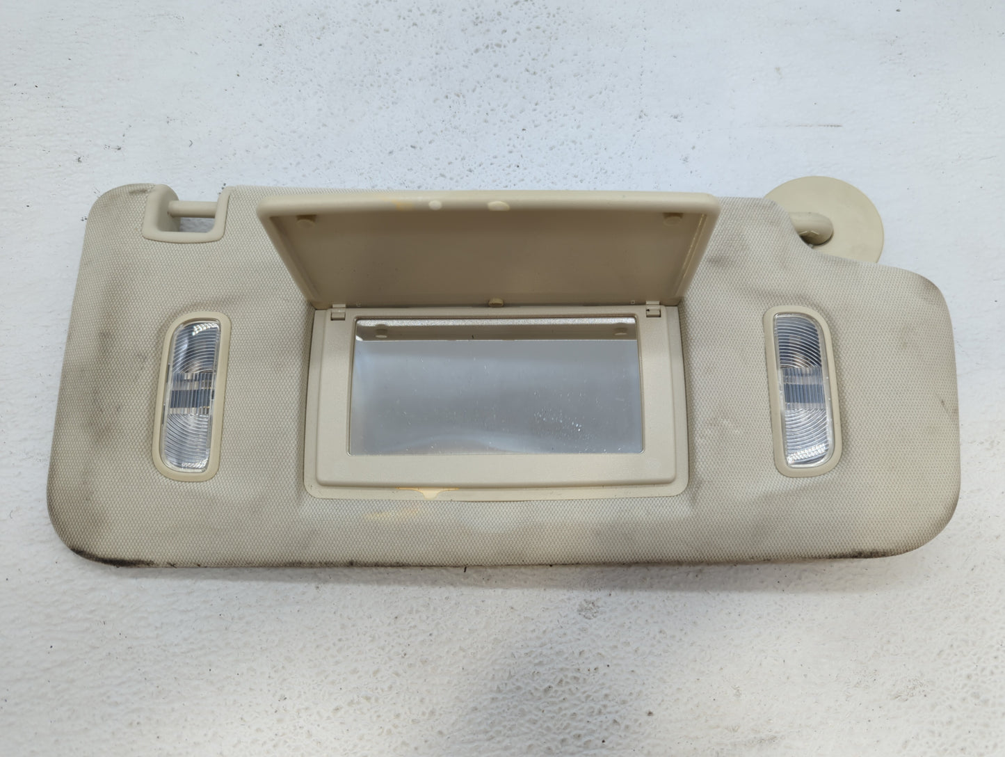 2017-2020 Cadillac Xt5 Sun Visor Shade Replacement Passenger Right Mirror Fits Fits 2017 2018 2019 2020 OEM Used Auto Parts 