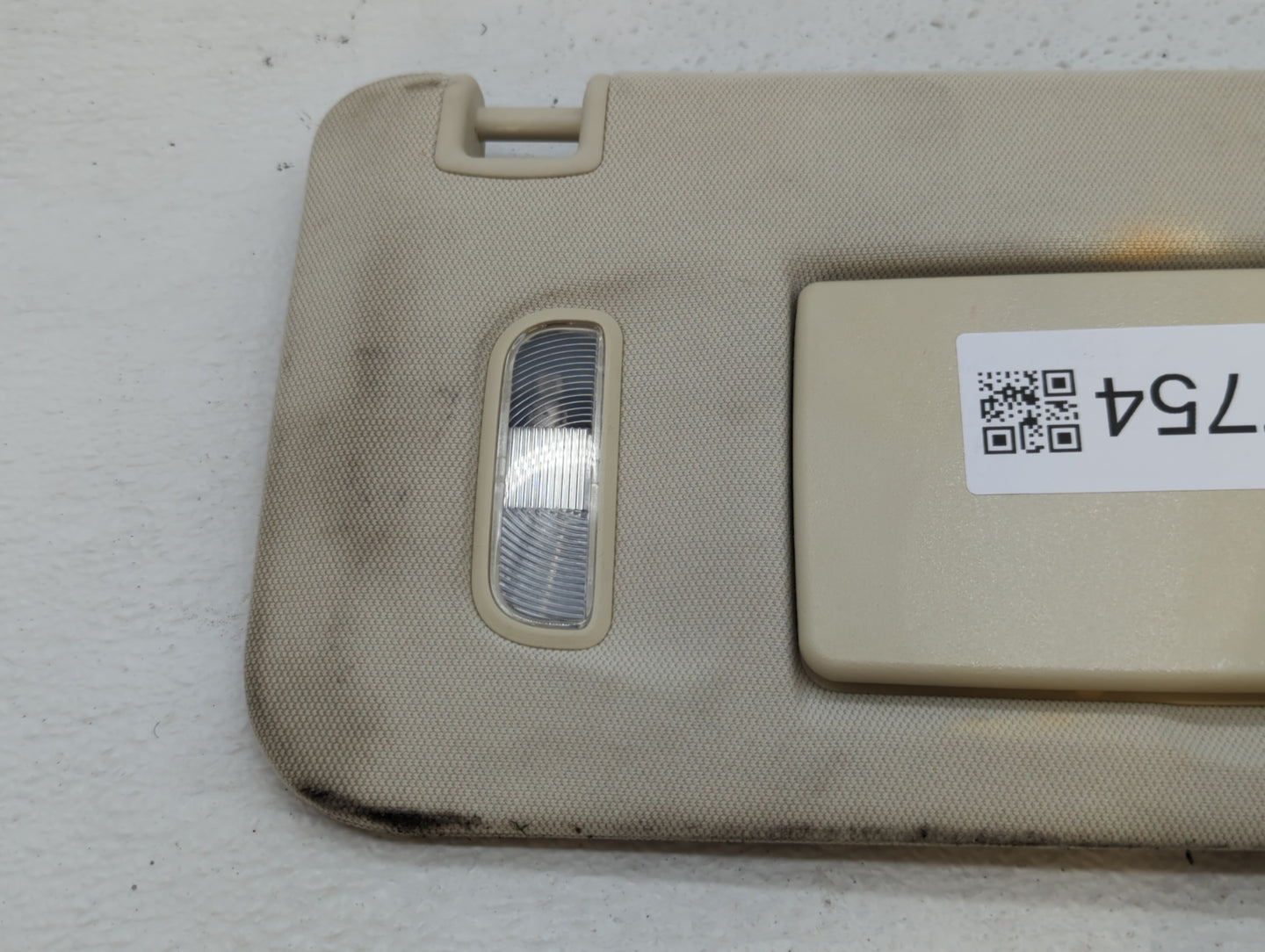 2017-2020 Cadillac Xt5 Sun Visor Shade Replacement Passenger Right Mirror Fits Fits 2017 2018 2019 2020 OEM Used Auto Parts 