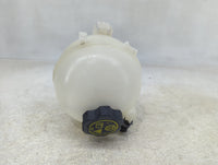 2020-2020 Cadillac Xt6 Radiator Coolant Overflow Expansion Tank Bottle - Oemusedautoparts1.com
