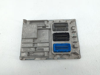 compare product 2020 Cadillac Xt6 PCM Engine Control Computer ECU ECM PCU OEM P/N:12679552 Fits Fits 2016 2017 2018 2019 2021 2022 OEM Used Auto Parts
