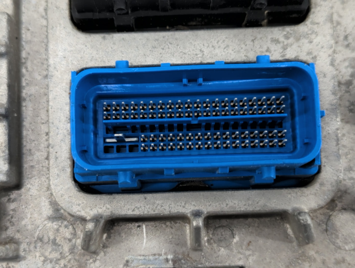 2020 Cadillac Xt6 PCM Engine Control Computer ECU ECM PCU OEM P/N:12679552 Fits Fits 2016 2017 2018 2019 2021 2022 OEM Used 