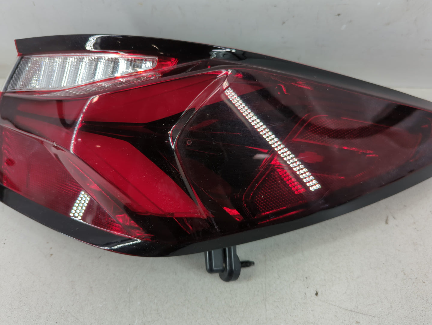 2019-2022 Chevrolet Blazer Tail Light Assembly Passenger Right OEM Fits Fits 2019 2020 2021 2022 OEM Used Auto Parts - Oemus