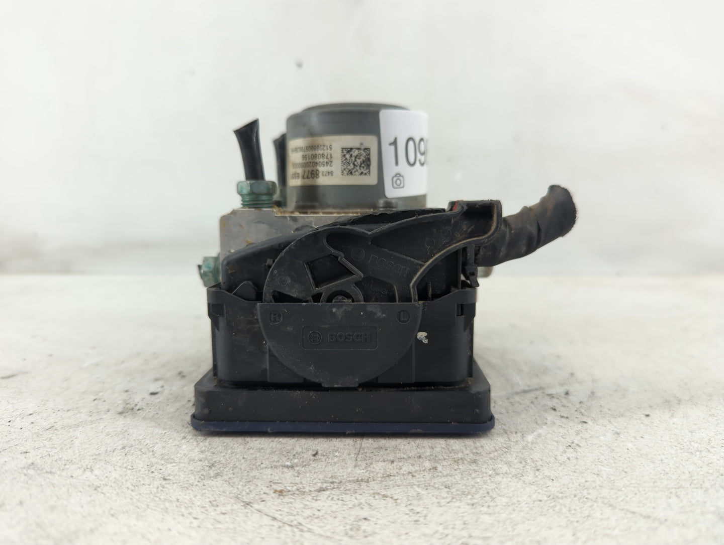 2020 Chevrolet Blazer ABS Pump Control Module Replacement P/N:84738977 Fits Fits 2018 2019 OEM Used Auto Parts - Oemusedauto