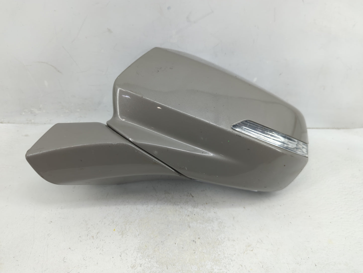 2019-2022 Chevrolet Blazer Driver Side View Mirror - Left Door Mirror OEM Used - Oemusedautoparts1.com
