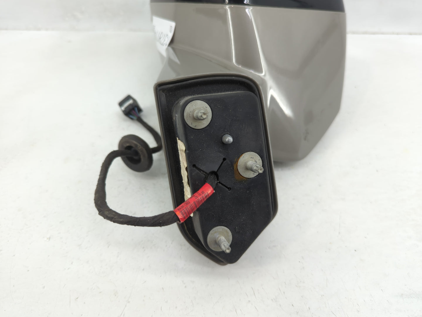 2019-2022 Chevrolet Blazer Driver Side View Mirror - Left Door Mirror OEM Used - Oemusedautoparts1.com