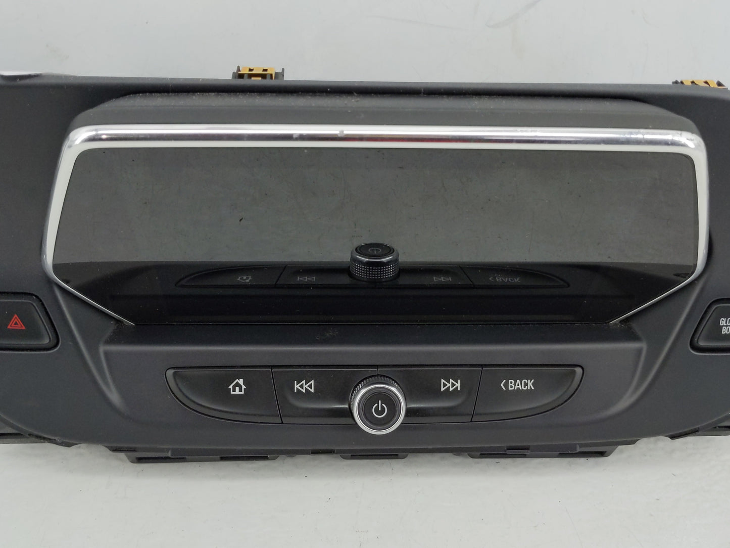 2020 Chevrolet Blazer Radio AM FM Cd Player Receiver Replacement P/N:84735960 Fits OEM Used Auto Parts - Oemusedautoparts1.c