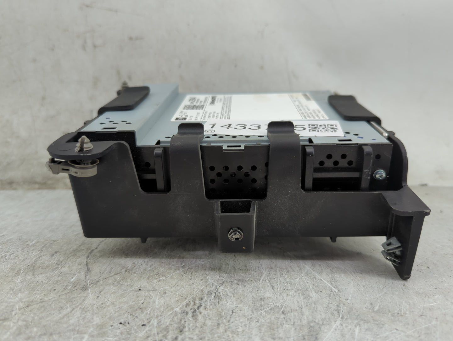 2020-2022 Chevrolet Blazer Radio AM FM Cd Player Receiver Replacement P/N:FT0108A 2024B-FT0108A Fits Fits 2020 2021 2022 OEM