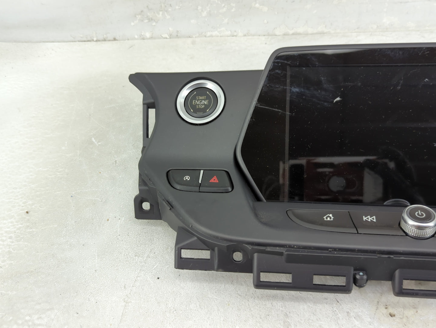 2020 Chevrolet Blazer Information Display Screen Black - Oemusedautoparts1.com