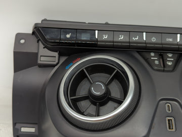 2019-2022 Chevrolet Blazer Climate Control Module Temperature AC/Heater Replacement P/N:84563761 Fits Fits 2019 2020 2021 2022 OEM Used Auto Parts