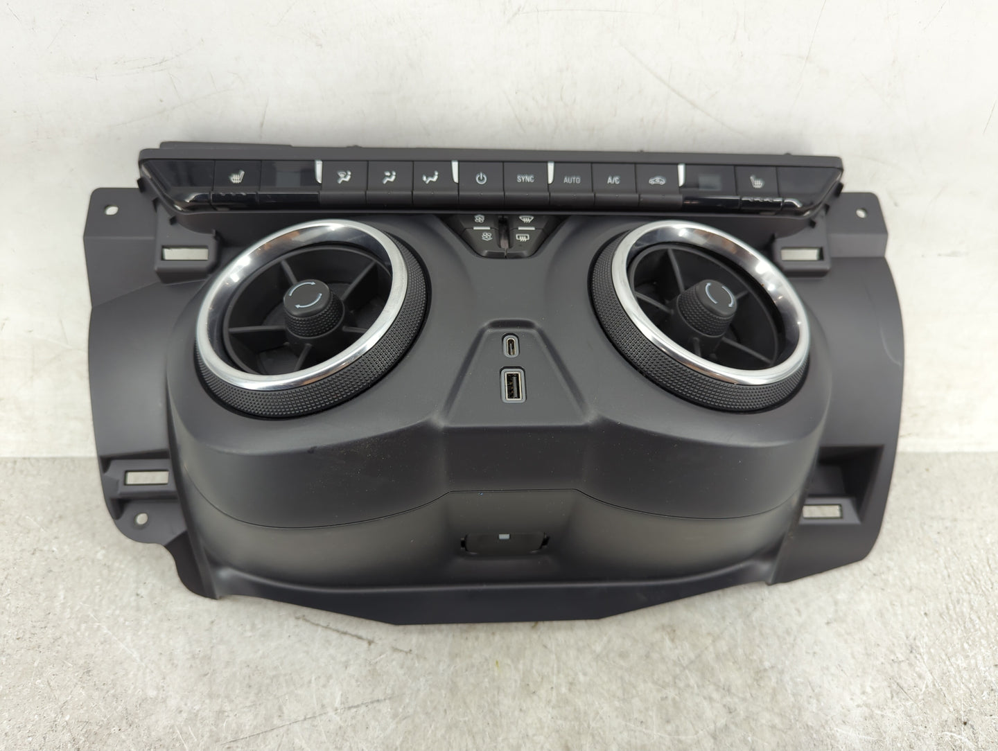 2019-2022 Chevrolet Blazer Climate Control Module Temperature AC/Heater Replacement P/N:84769061 Fits Fits 2019 2020 2021 20