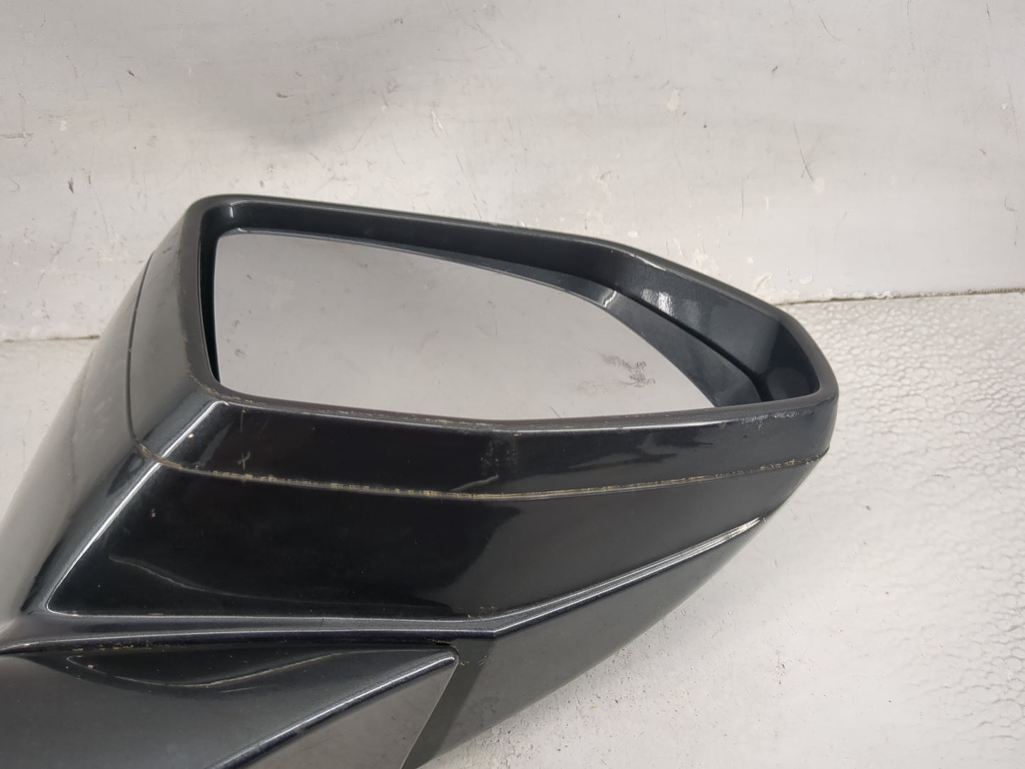 2019-2022 Chevrolet Blazer Passenger Side View Mirror - Right Door Mirror OEM Used - Oemusedautoparts1.com