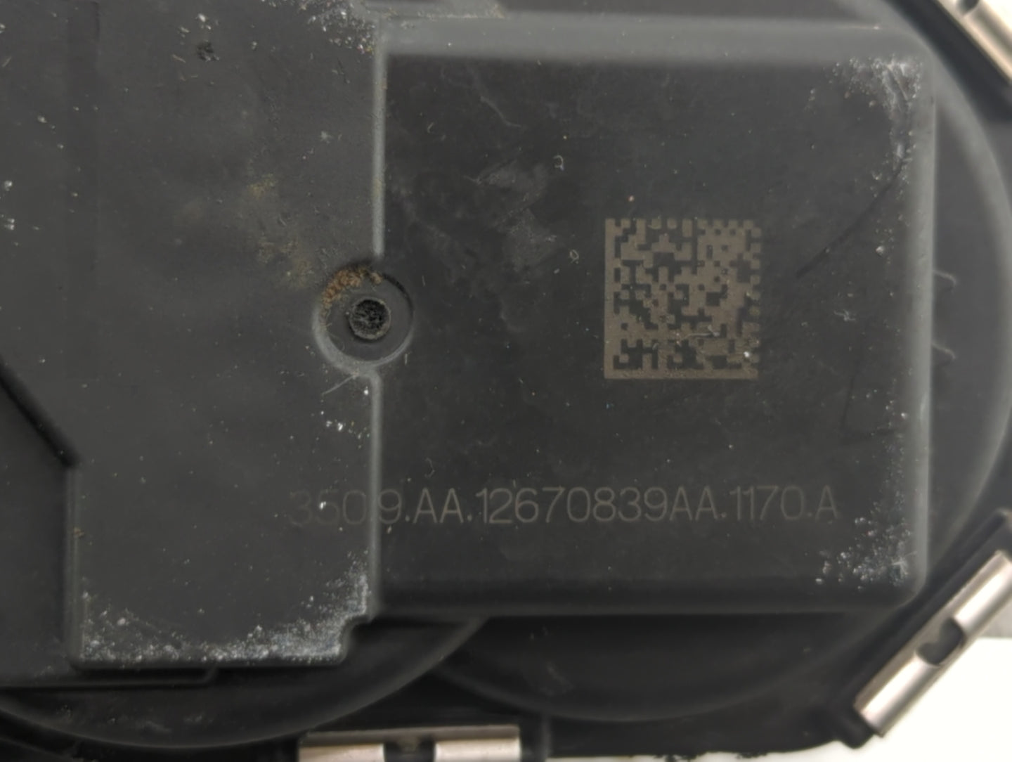 2020 Chevrolet Blazer Throttle Body P/N:12670839AA 12627217DA Fits Fits 2016 2017 2018 2019 OEM Used Auto Parts - Oemusedaut