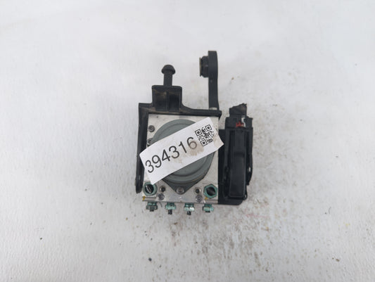 2019-2022 Chevrolet Blazer ABS Pump Control Module Replacement P/N:84738977 84503307 Fits Fits 2019 2020 2021 2022 OEM Used Auto Parts