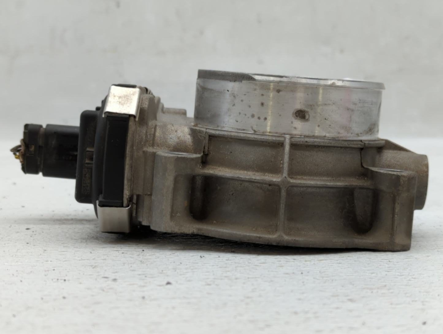 2020-2022 Chevrolet Blazer Throttle Body P/N:12676296AA Fits Fits 2016 2017 2018 2019 2020 2021 2022 OEM Used Auto Parts - O