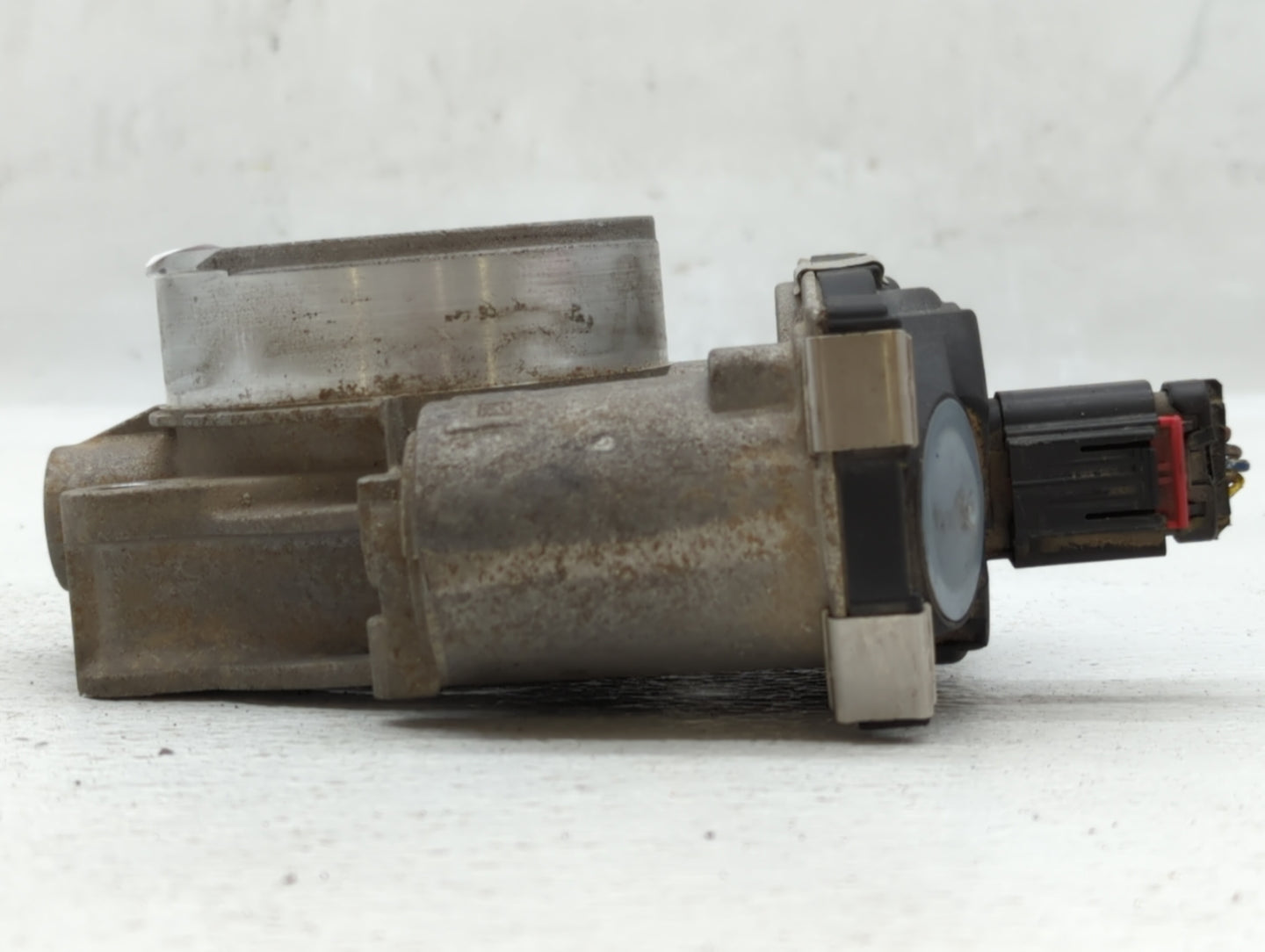 2020-2022 Chevrolet Blazer Throttle Body P/N:12676296AA Fits Fits 2016 2017 2018 2019 2020 2021 2022 OEM Used Auto Parts - O