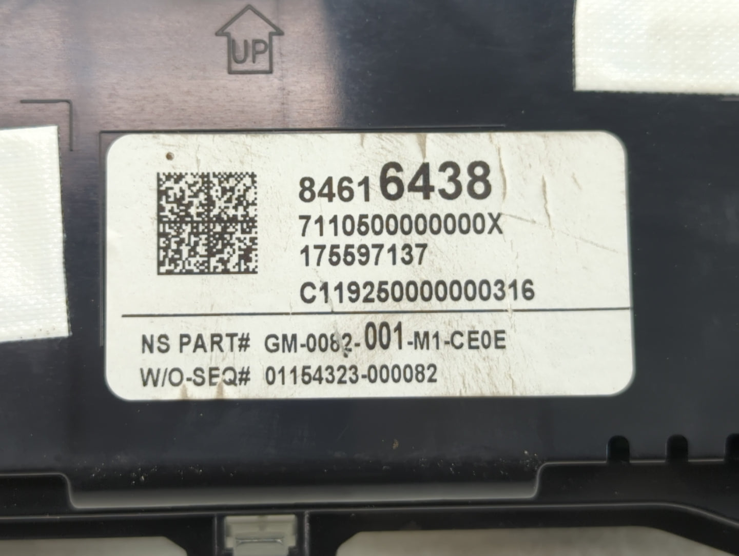 2019-2020 Chevrolet Blazer Instrument Cluster Speedometer Gauges P/N:GM-0082-001 84616438 Fits Fits 2019 2020 OEM Used Auto 
