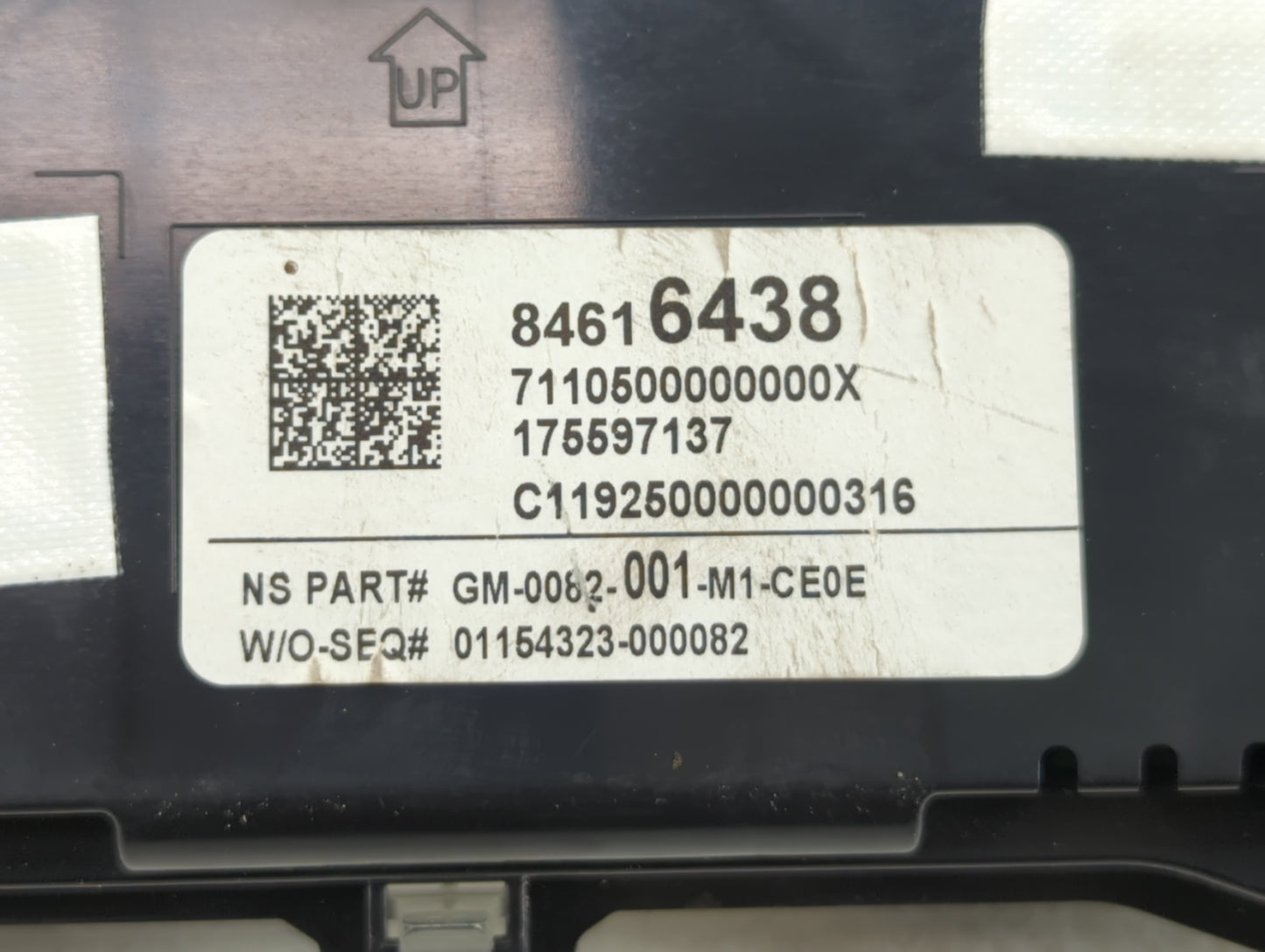 2019-2020 Chevrolet Blazer Instrument Cluster Speedometer Gauges P/N:GM-0082-001 84616438 Fits Fits 2019 2020 OEM Used Auto 