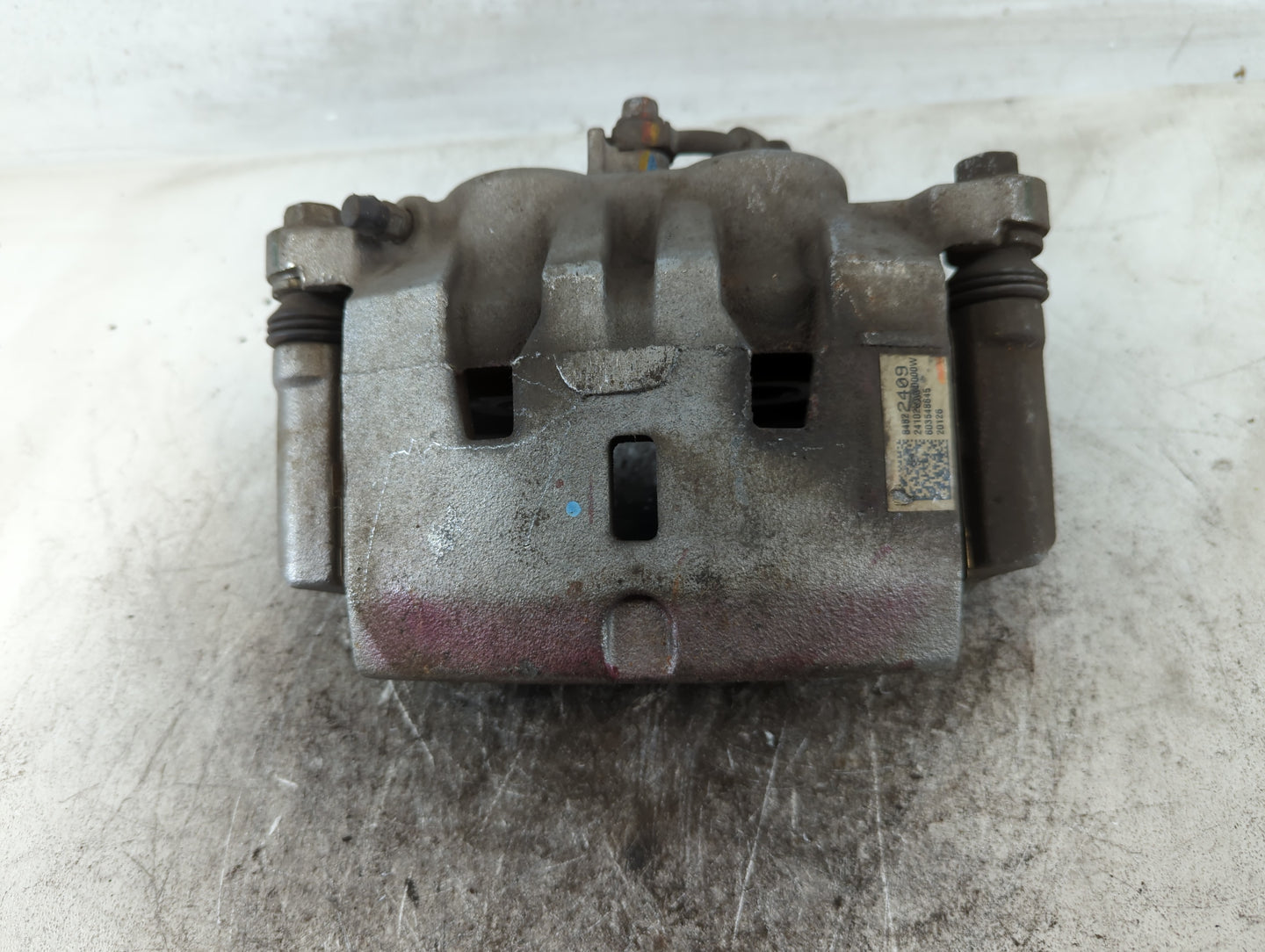 2019-2020 Chevrolet Blazer Front Driver Left Brake Caliper - Oemusedautoparts1.com