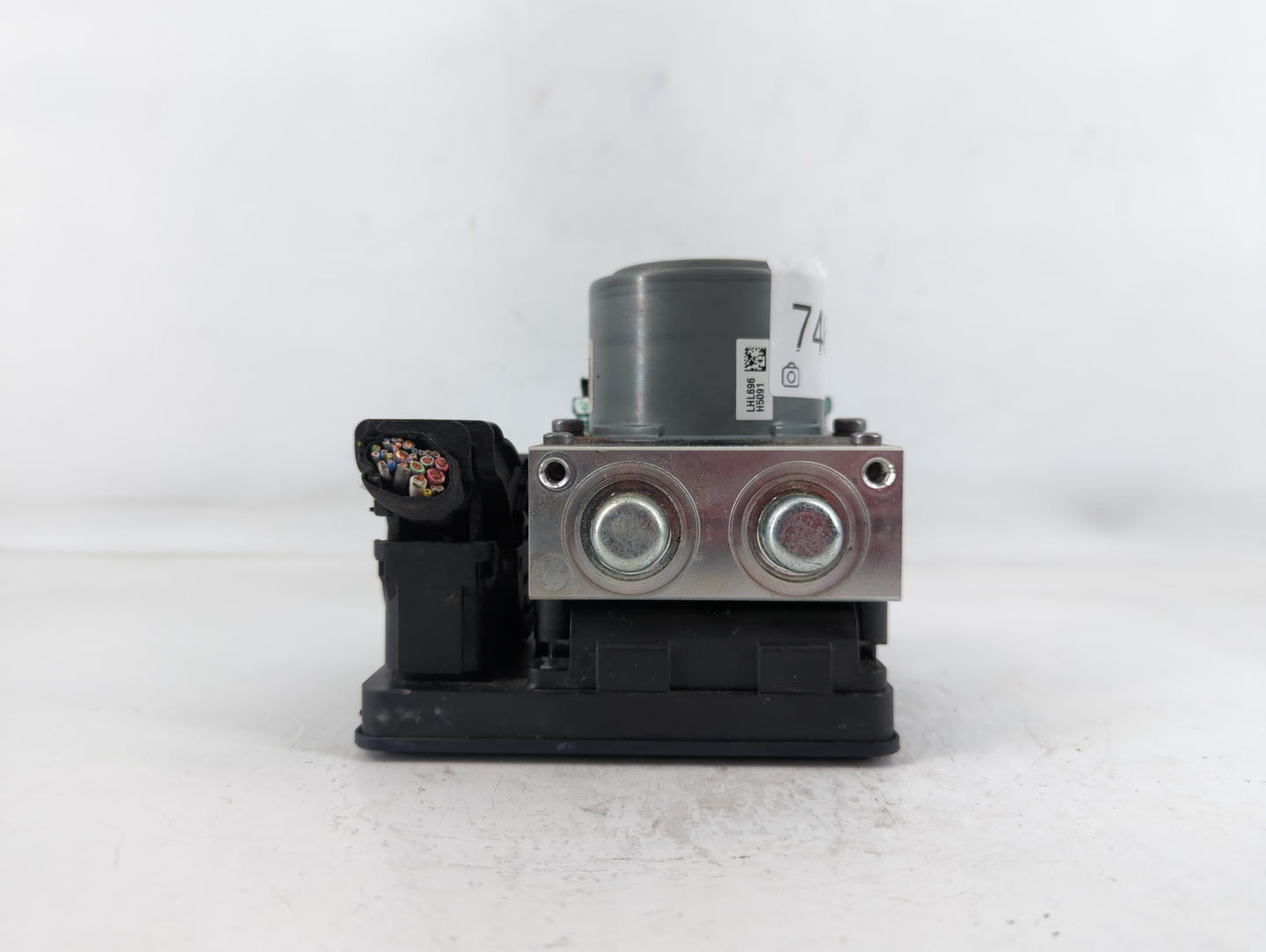 2020 Chevrolet Blazer ABS Pump Control Module Replacement P/N:84738977 Fits Fits 2018 2019 OEM Used Auto Parts - Oemusedauto