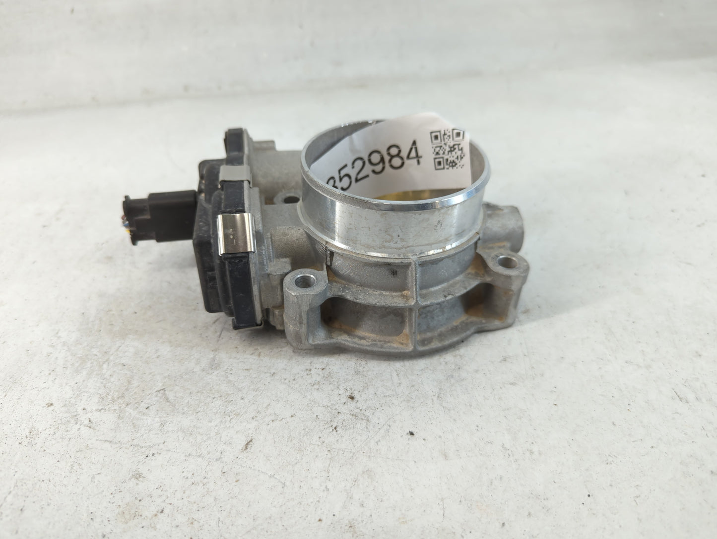 2020-2022 Chevrolet Blazer Throttle Body P/N:12676296AA Fits Fits 2016 2017 2018 2019 2020 2021 2022 OEM Used Auto Parts - O