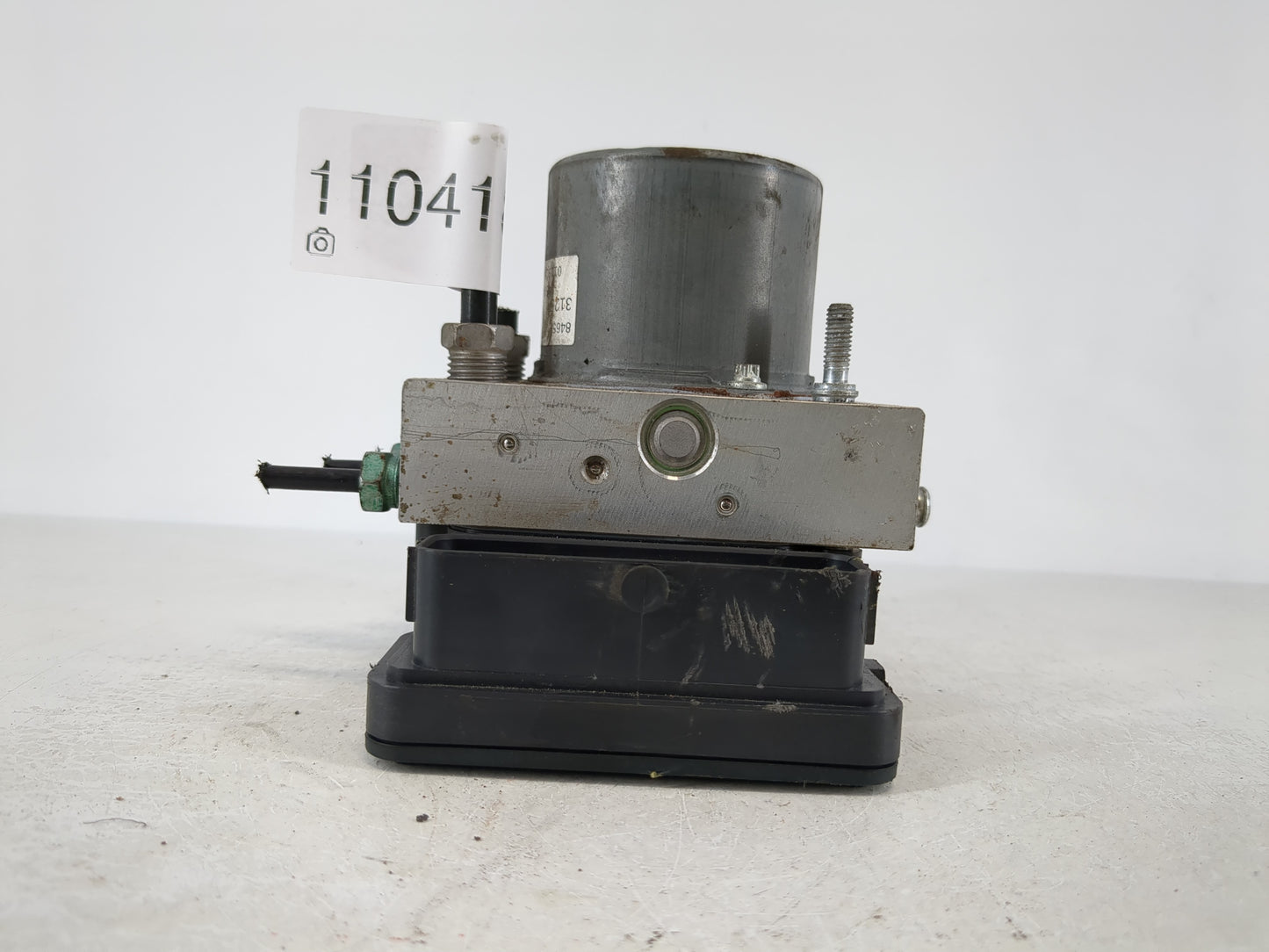 2019-2021 Chevrolet Camaro ABS Pump Control Module Replacement P/N:065055766 84653125 Fits Fits 2019 2020 2021 OEM Used Auto