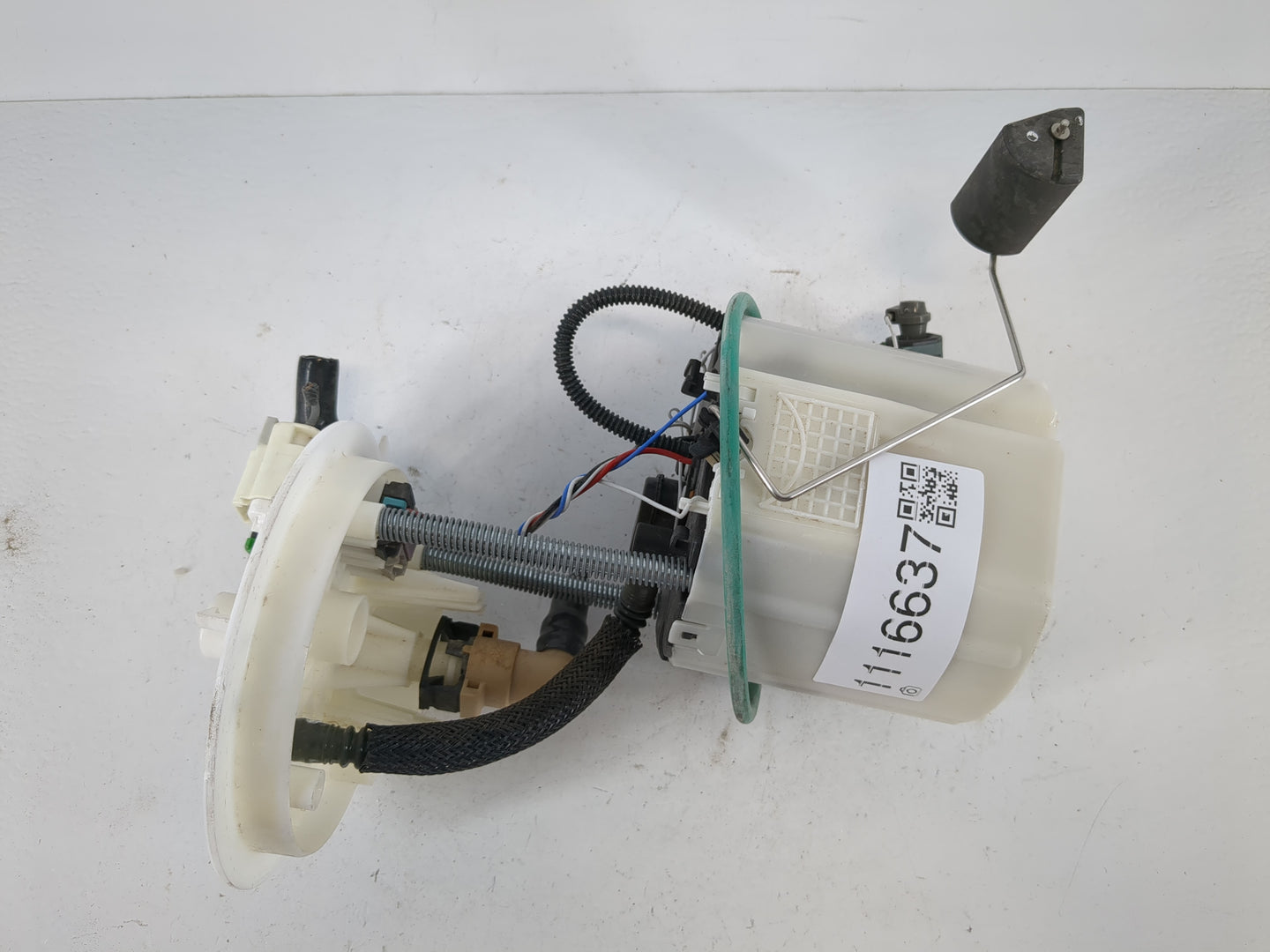 2016-2020 Chevrolet Camaro Electrical Gas Fuel Pump Assembly - Oemusedautoparts1.com