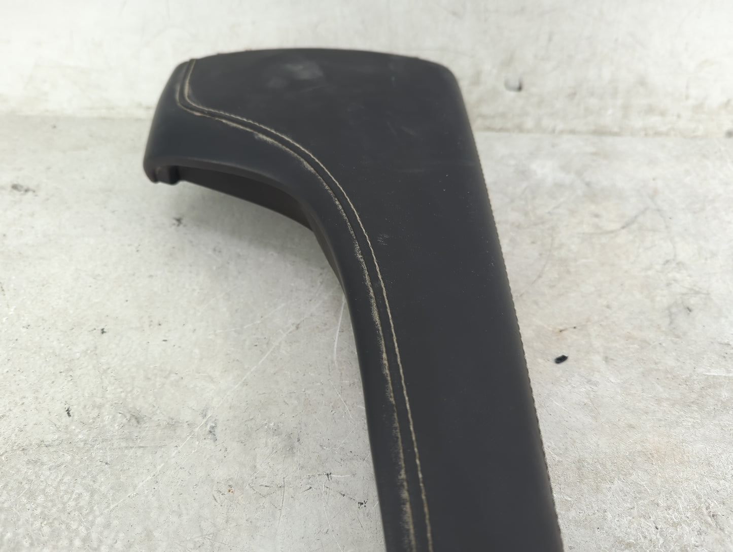 2020 Chevrolet Camaro Center Floor Console Fits OEM Used Auto Parts - Oemusedautoparts1.com