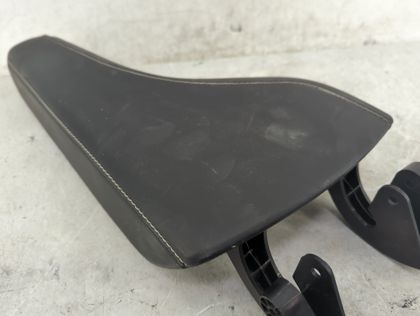 2020 Chevrolet Camaro Center Floor Console Fits OEM Used Auto Parts - Oemusedautoparts1.com
