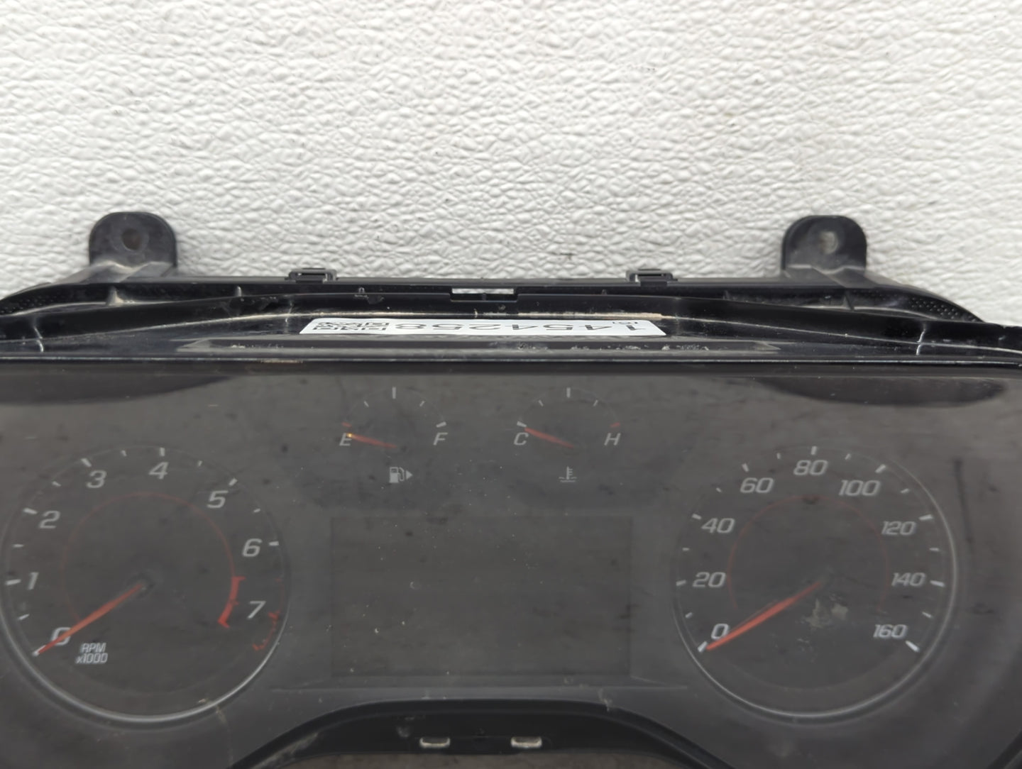 2020 Chevrolet Camaro Instrument Cluster Speedometer Gauges P/N:84665137 GM-0077-103-MR-CE0E Miles: Fits OEM Used Auto Parts