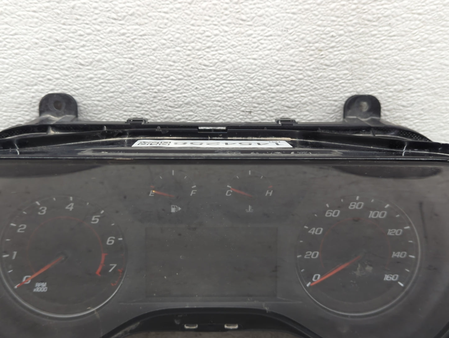 2020 Chevrolet Camaro Instrument Cluster Speedometer Gauges P/N:84665137 GM-0077-103-MR-CE0E Miles: Fits OEM Used Auto Parts