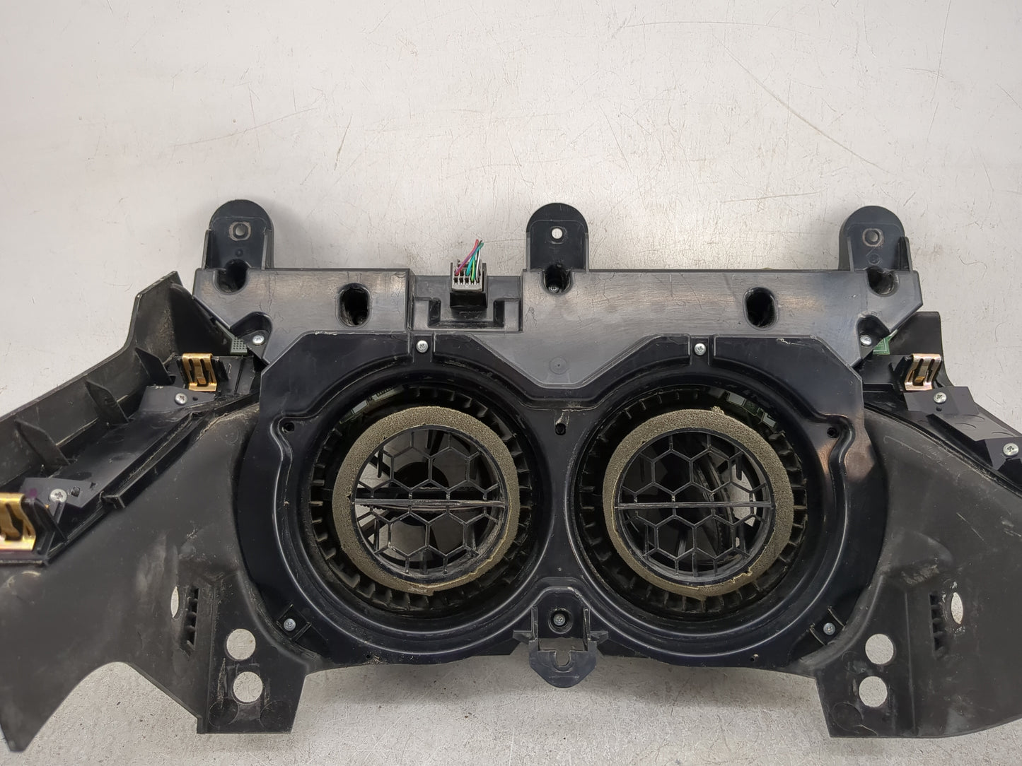 2018-2021 Chevrolet Camaro Climate Control Module Temperature AC/Heater Replacement P/N:84441500 Fits Fits 2018 2019 2020 20