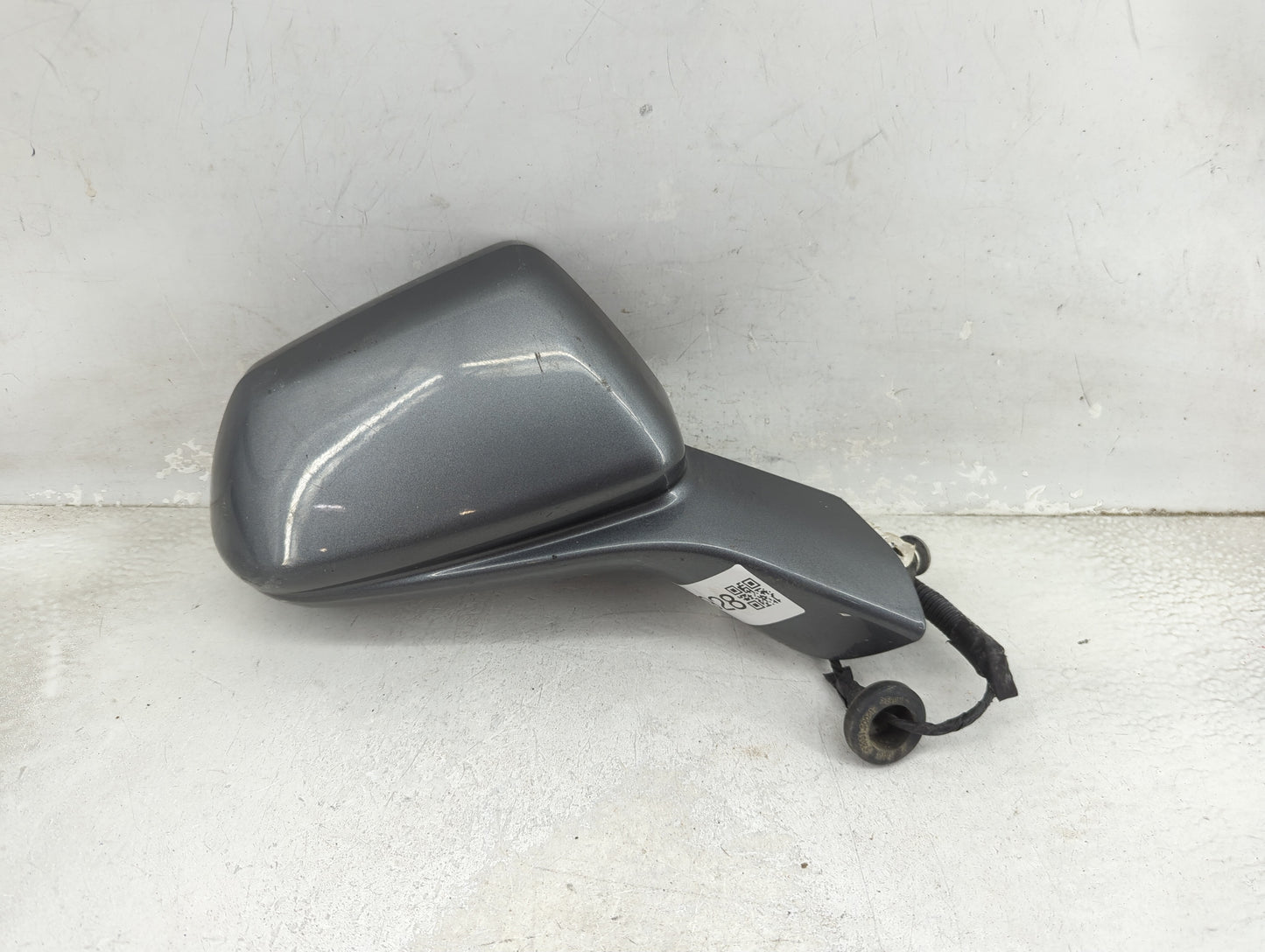 2020-2021 Chevrolet Camaro Passenger Side View Mirror - Right Door Mirror OEM Used - Oemusedautoparts1.com