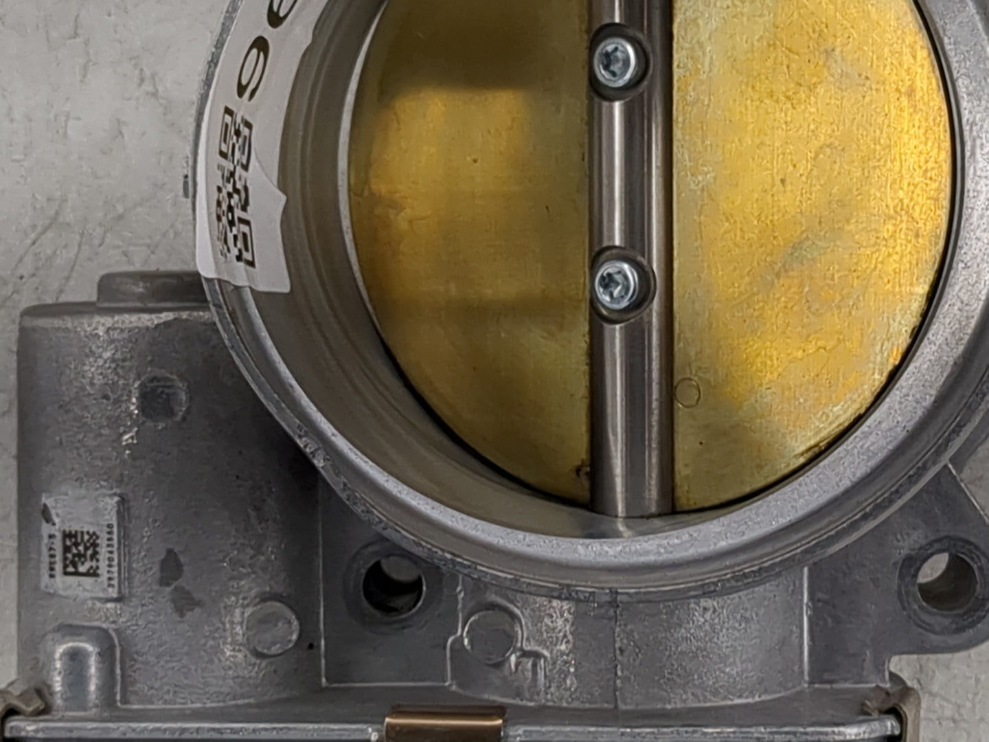 2016-2021 Chevrolet Camaro Throttle Body P/N:12678223 Fits Fits 2014 2015 2016 2017 2018 2019 2020 2021 2022 OEM Used Auto P