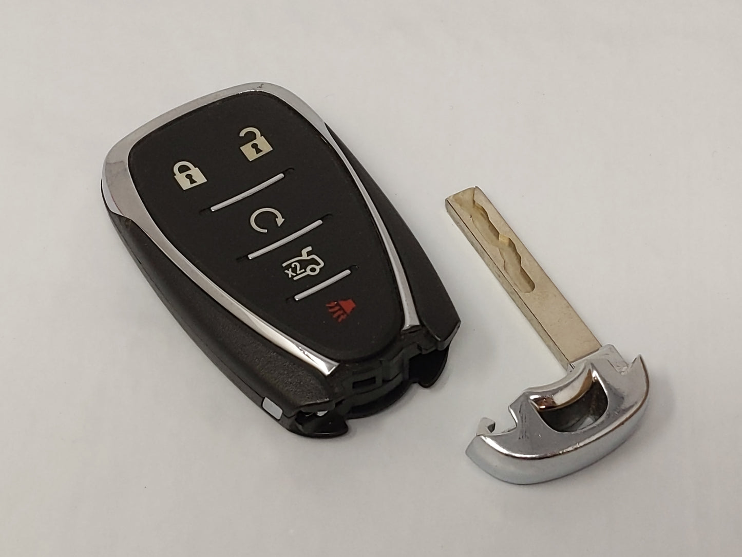 Chevrolet Keyless Entry Remote Fob Hyq4ea 5 Buttons - Oemusedautoparts1.com