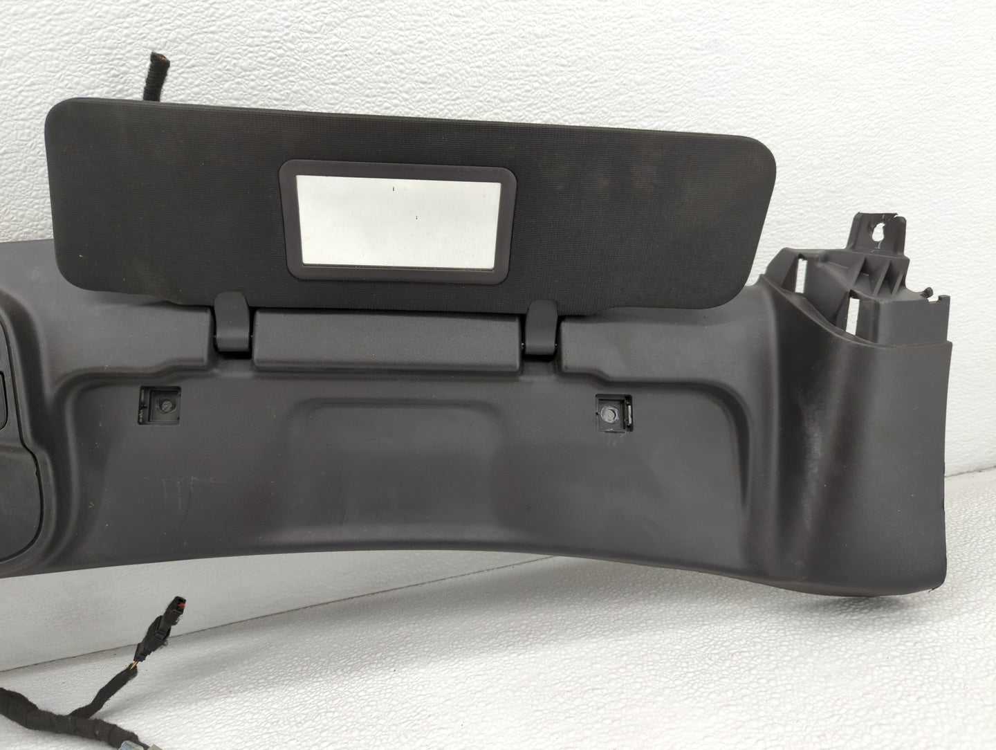 2016-2021 Chevrolet Camaro Sun Visor Shade Replacement Passenger Right Mirror Fits Fits 2016 2017 2018 2019 2020 2021 OEM Us