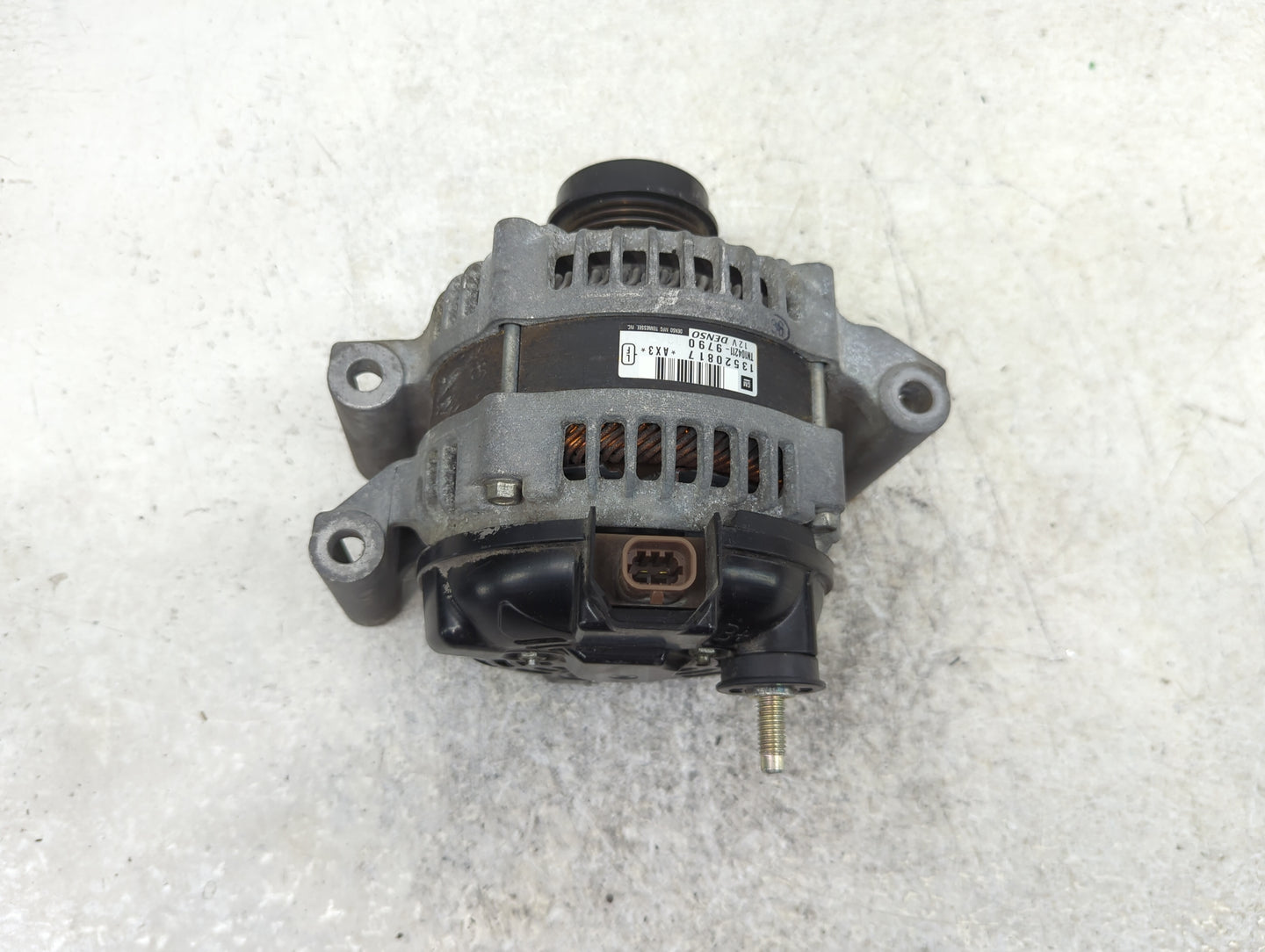 2015-2022 Chevrolet Colorado Alternator Replacement Generator Charging Assembly Engine OEM P/N:13520817 Fits OEM Used Auto P