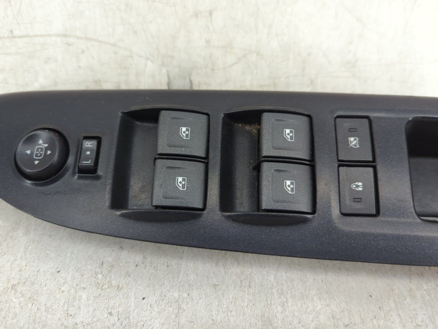 2015-2022 Chevrolet Colorado Master Power Window Switch Replacement Driver Side Left P/N:22964468 Fits OEM Used Auto Parts -