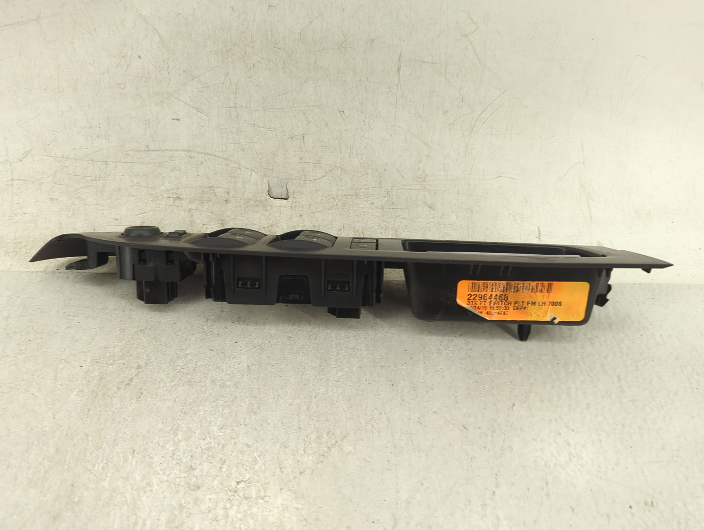 2015-2022 Chevrolet Colorado Master Power Window Switch Replacement Driver Side Left P/N:22964468 Fits OEM Used Auto Parts -