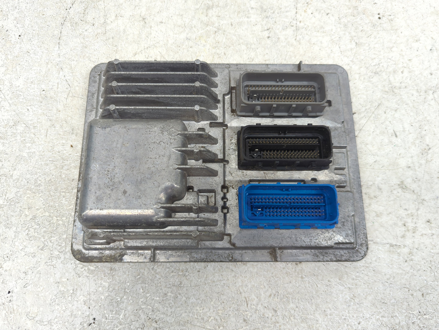 2017-2022 Chevrolet Colorado PCM Engine Control Computer ECU ECM PCU OEM P/N:12692038 12700116 Fits OEM Used Auto Parts - Oe