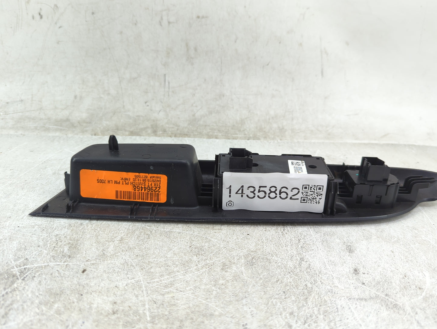 2015-2022 Chevrolet Colorado Master Power Window Switch Replacement Driver Side Left P/N:22964468 Fits OEM Used Auto Parts -