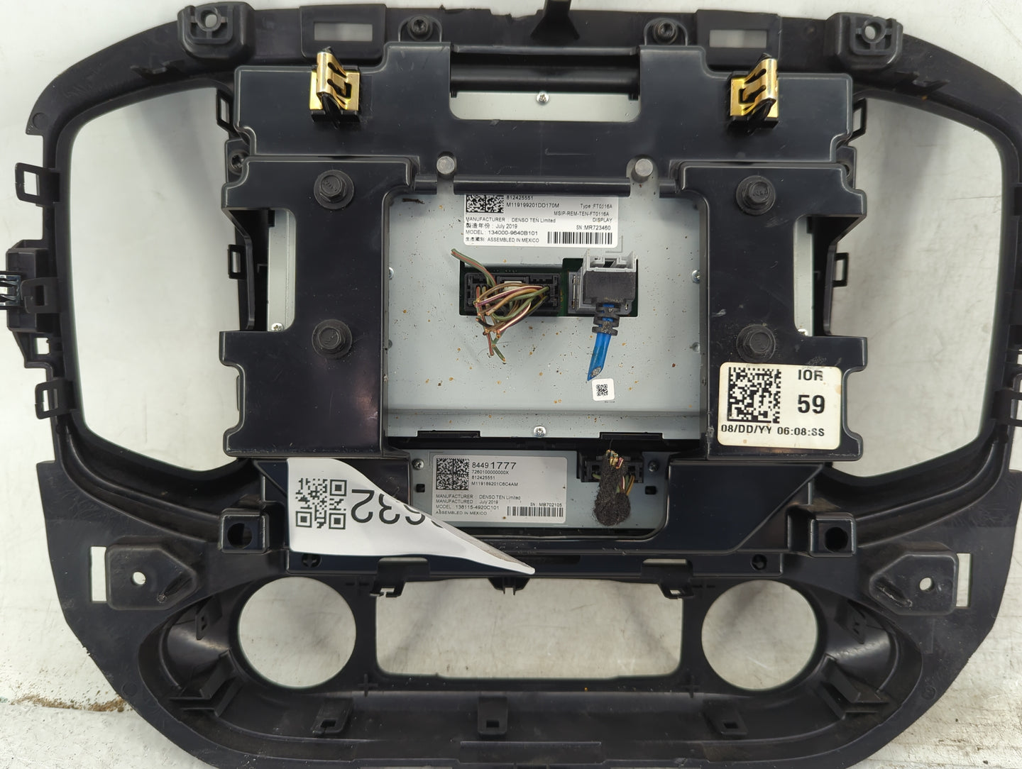 2020 Chevrolet Colorado Information Display Screen - Oemusedautoparts1.com