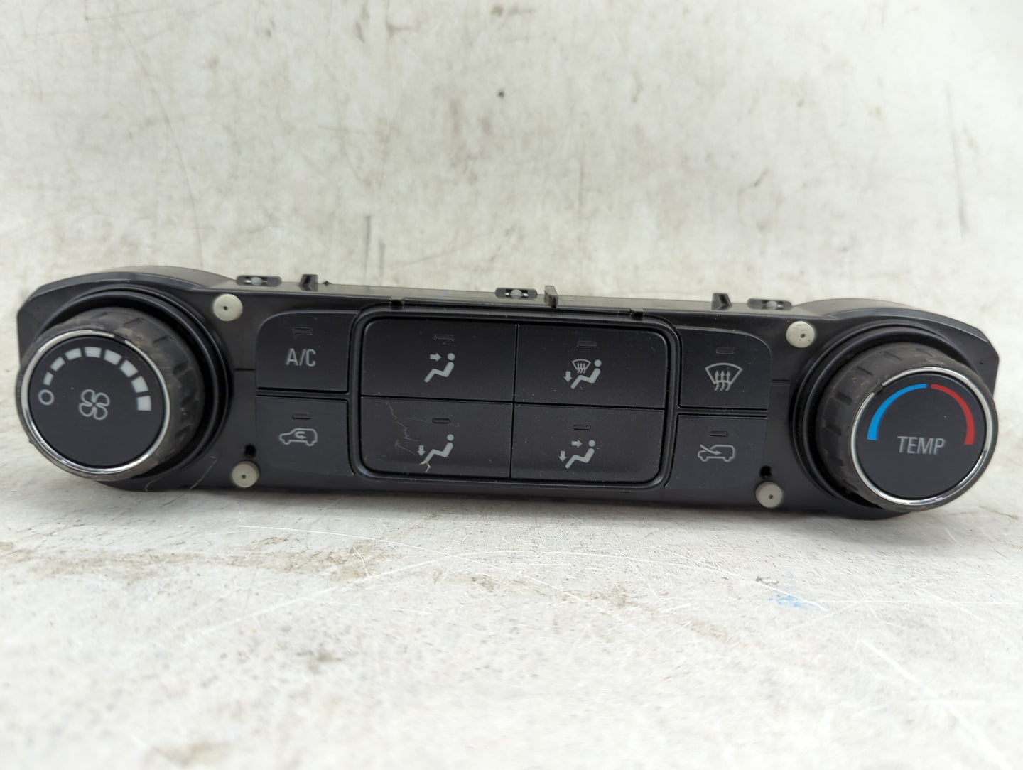 2015-2022 Chevrolet Colorado Climate Control Module Temperature AC/Heater Replacement P/N:815372982 Fits OEM Used Auto Parts