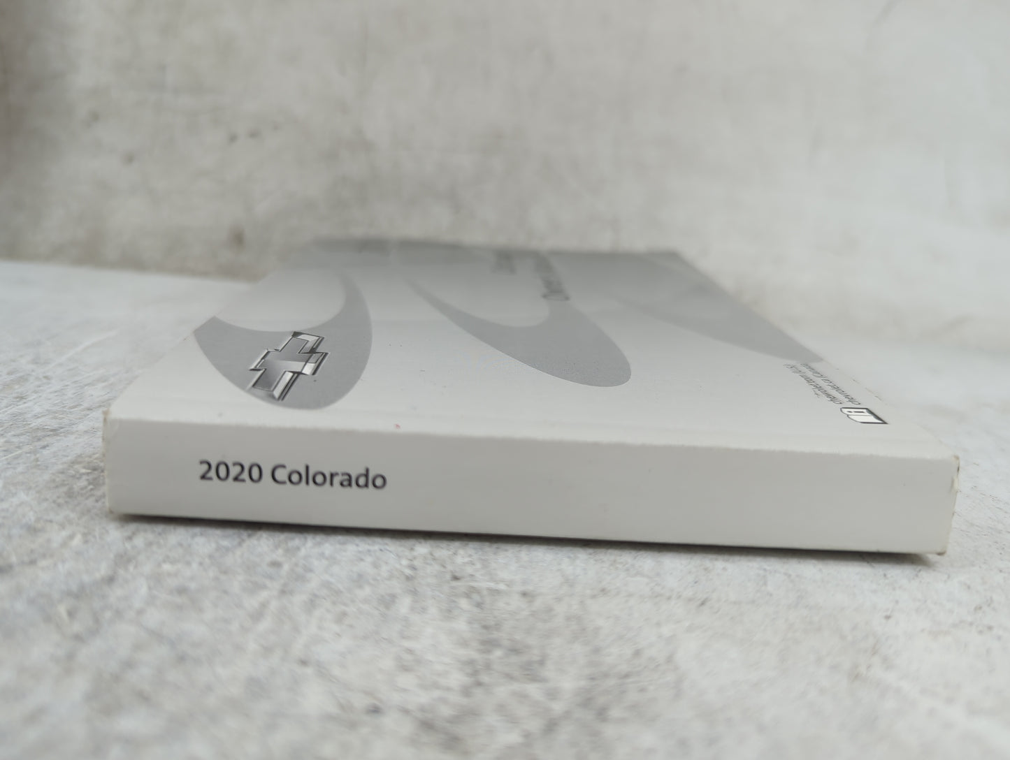 2020 Chevrolet Colorado Owners Manual Book Guide P/N:84354075 OEM Used Auto Parts - Oemusedautoparts1.com
