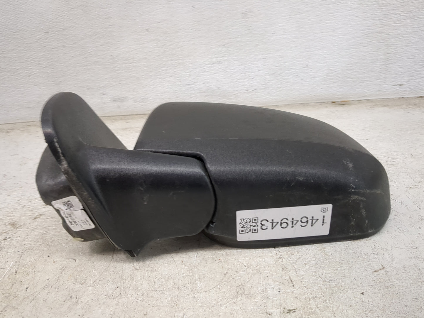 2015-2022 Chevrolet Colorado Driver Side View Mirror - Left Door Mirror OEM Used - Oemusedautoparts1.com